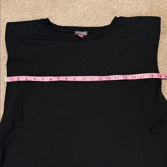 Vince Camuto Black Sleeveless Tee with Shoulder Pads - Picture 2 of 8